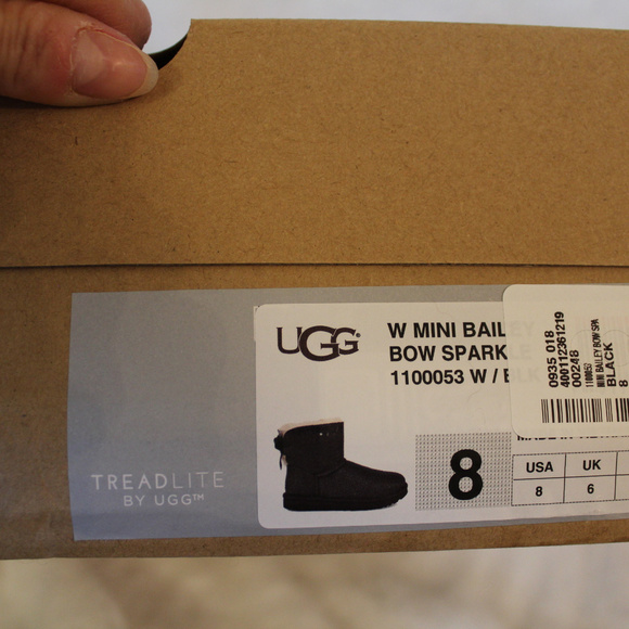 UGG MINI BAILEY BOW SPARKLE BOOTS NEW! - Picture 7 of 8